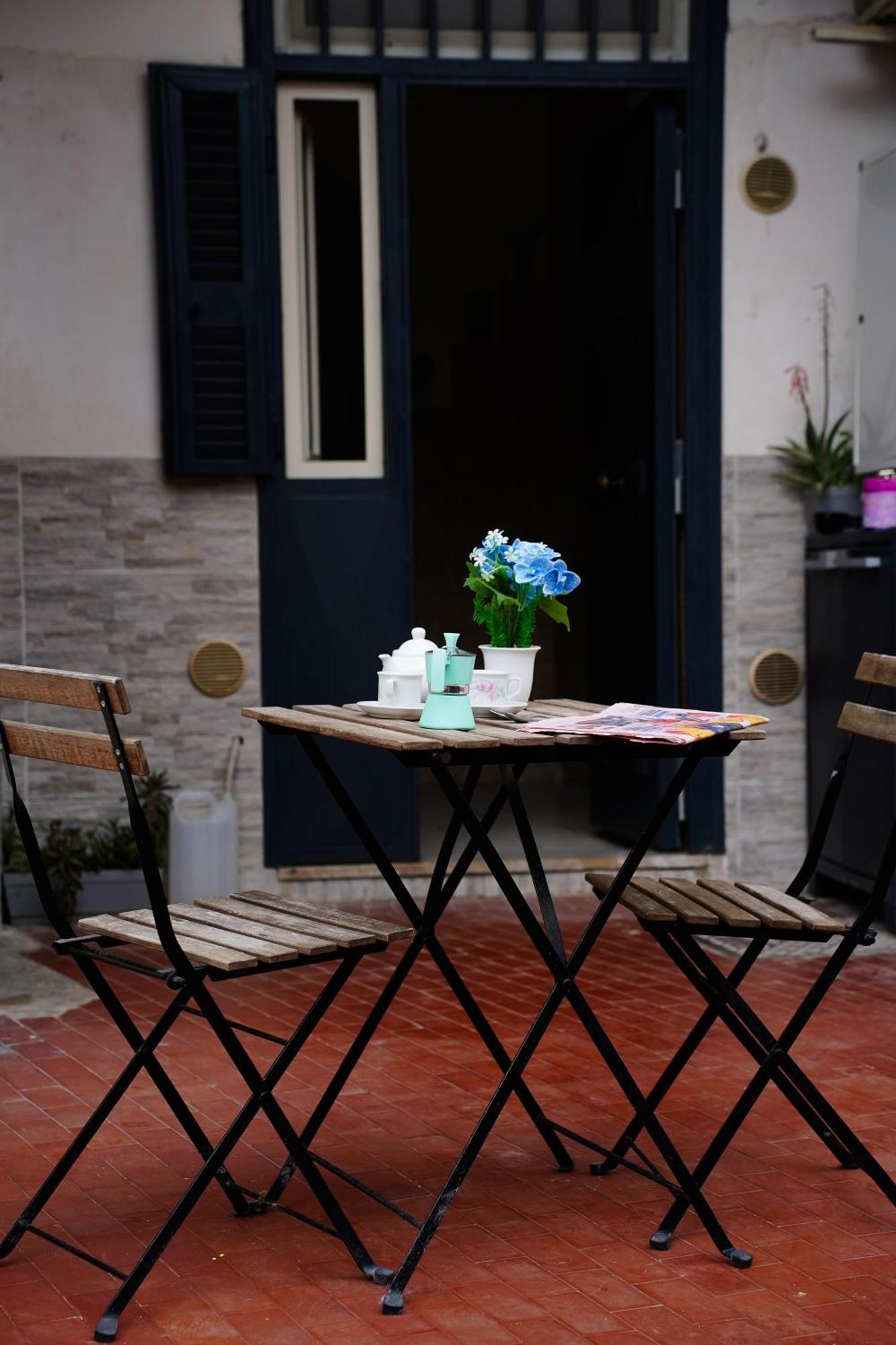 Casa Friends' House Napoli Daire Dış mekan fotoğraf